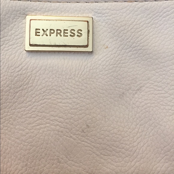 Express black and white wristlet - Picture 3 of 6