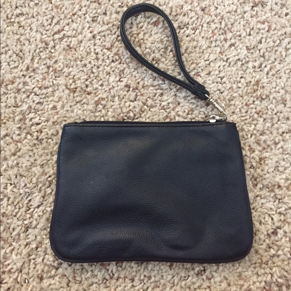 Express black and white wristlet - Picture 4 of 6
