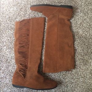 Knee High suede boots with fringe! Size 8