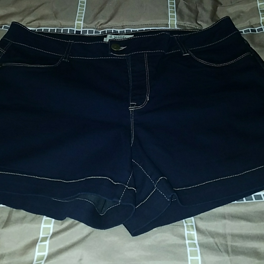Blue dark washed Jean shorts