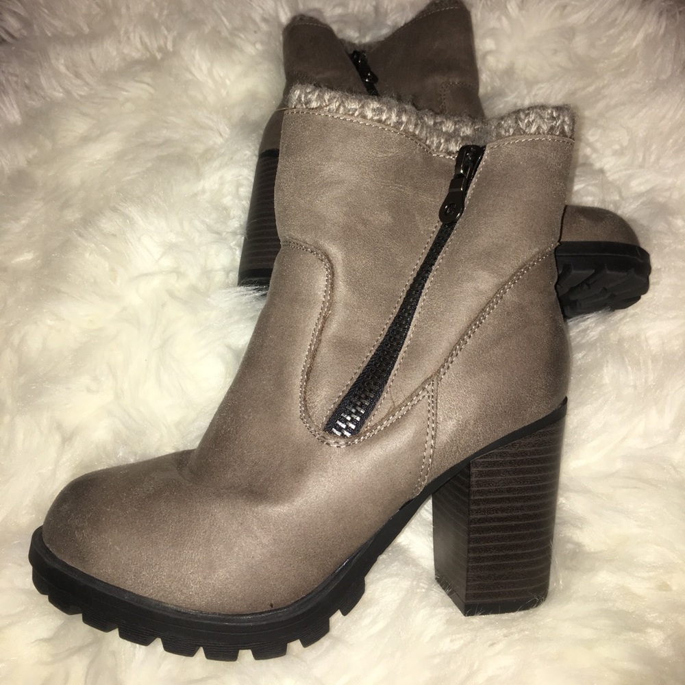 Charlotte Russe booties💥 Cute and comfortable
