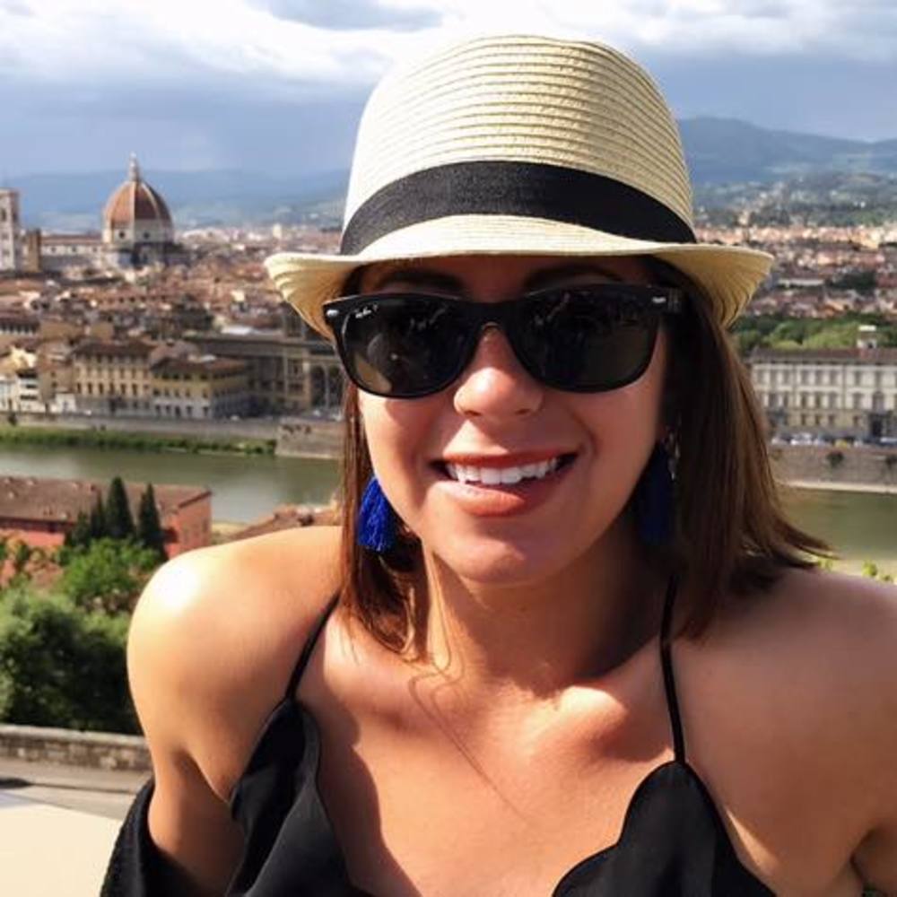 Meet your Posher, Arianna