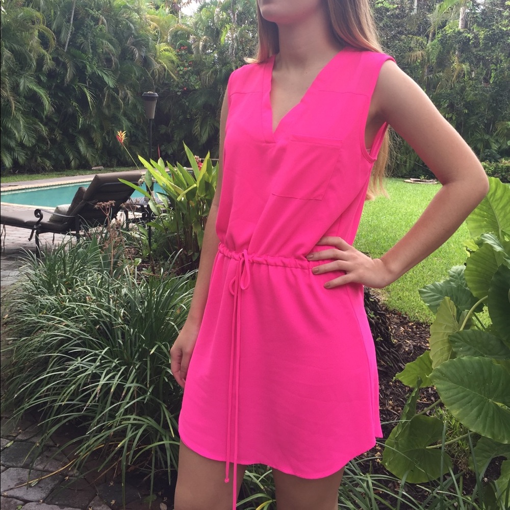 Hot pink summer time dress!