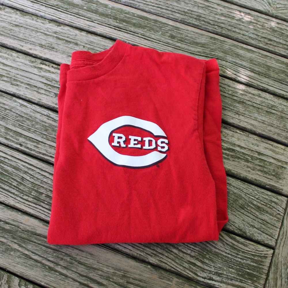 Reds T-shirt