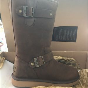 Leather ugg boots