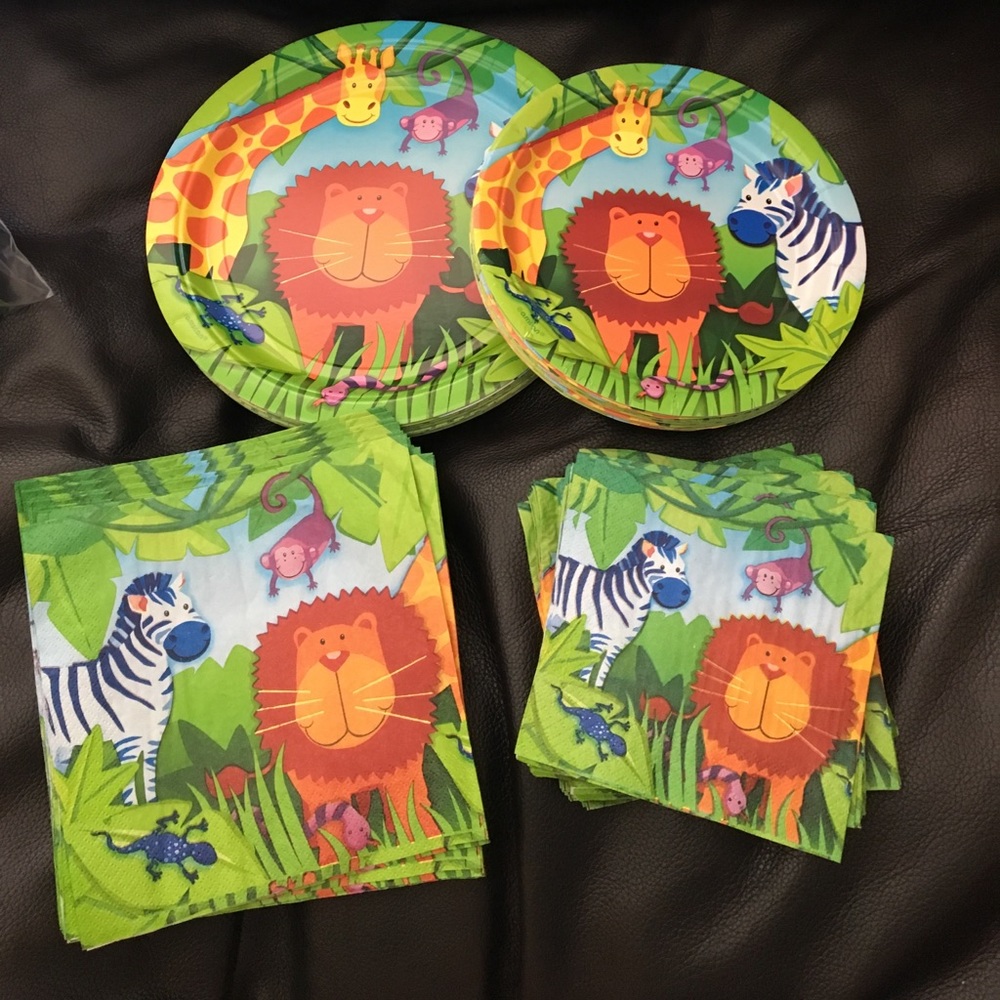 Jungle party supplies