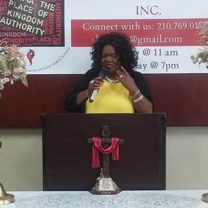 Meet your Posher, Priscilla