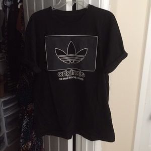 Adidas logo t shirt