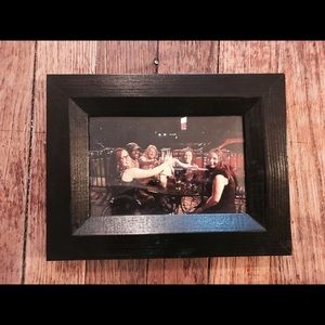 Black picture frame