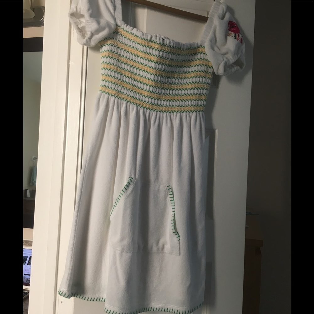 🚫DONATED🚫 
Juicy Couture Smocked Flower 🌺 Dress