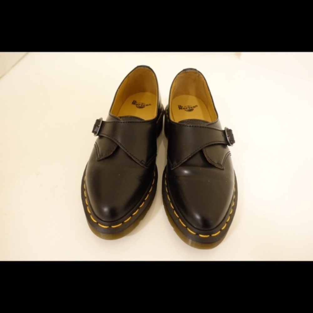 Dr Martens Agnes shoe