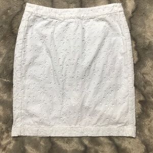 NWOT White eyelet Old Navy skirt 6