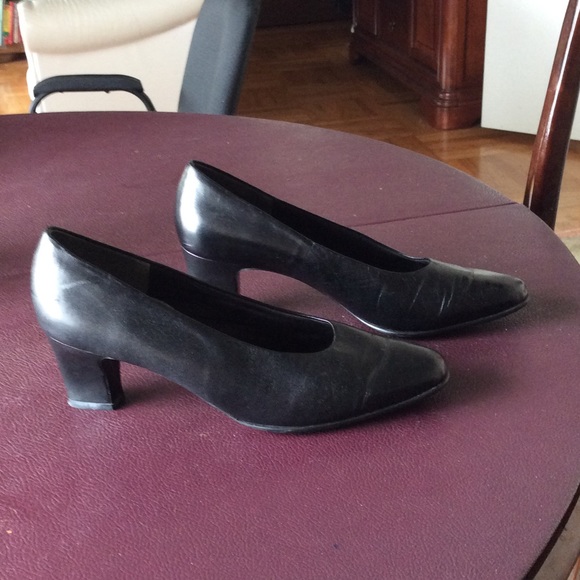 Easy Spirit Shoes - Black high heels
