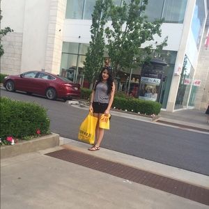 Meet your Posher, Pilar