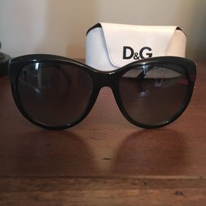D&G SUNGLASSES