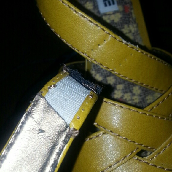 American Eagle Heel - Picture 6 of 8