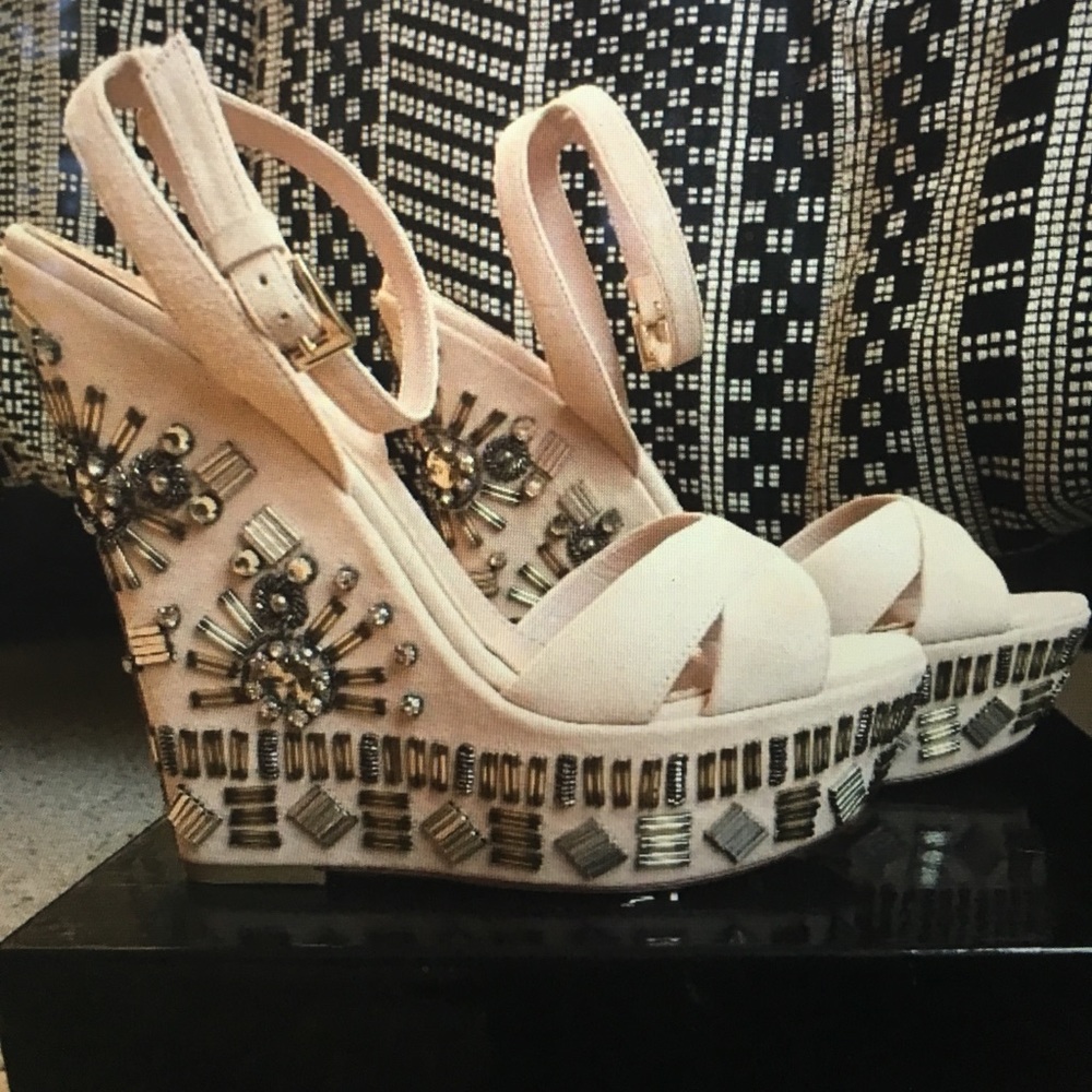 Sebastian Milano nude Suede wedges size 7 37