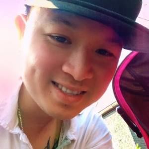 Meet your Posher, Hoang