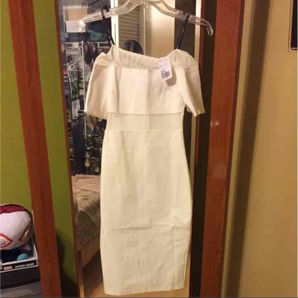 Ivory/mesh choker bodycon dress - Picture 2 of 4