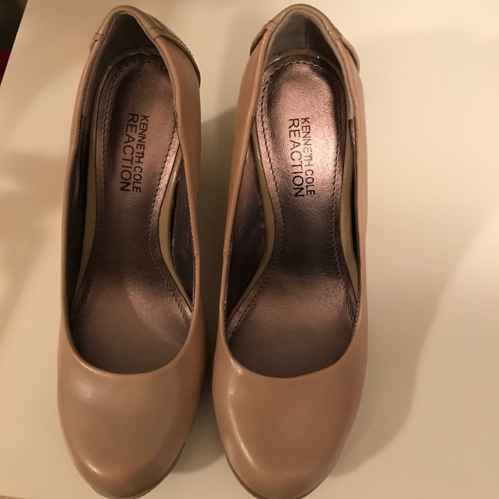 Keneth Cole Reaction wedges