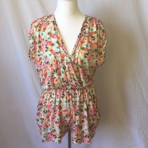 Loveappella NWT Romper