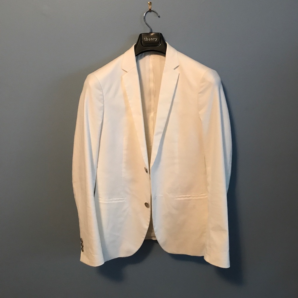 Theory White two button blazer