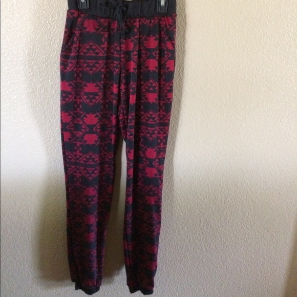 Tribal patterned sweats - Picture 1 of 3