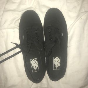 NWOB black vans!! Women's 9 / men's 7.5