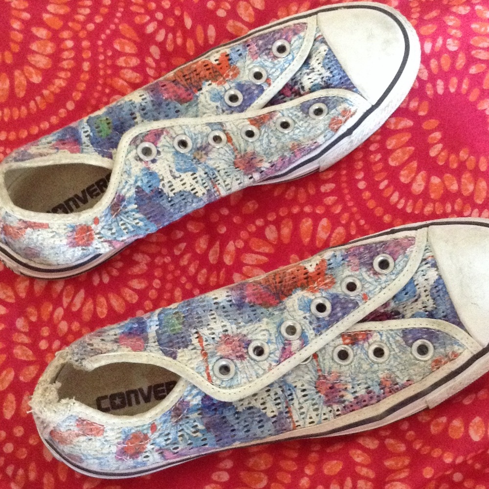 low converse shoes