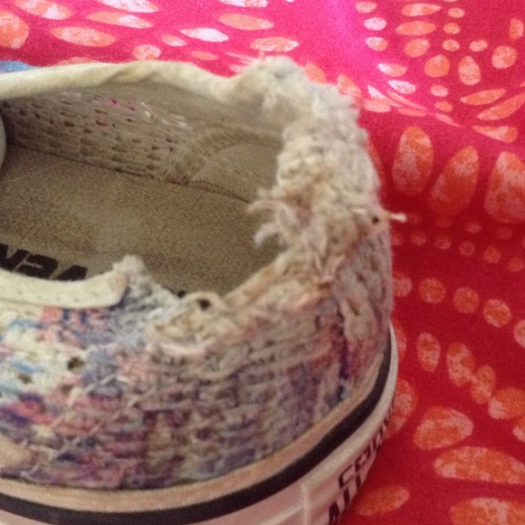 low converse shoes - Picture 2 of 6