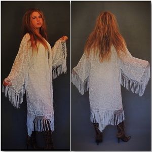 Vintage White Floral Rose Burnout Fringe Kimono