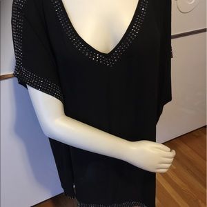 Dressbarn sleeveless Rustee W/Nail Heads:Pitch top