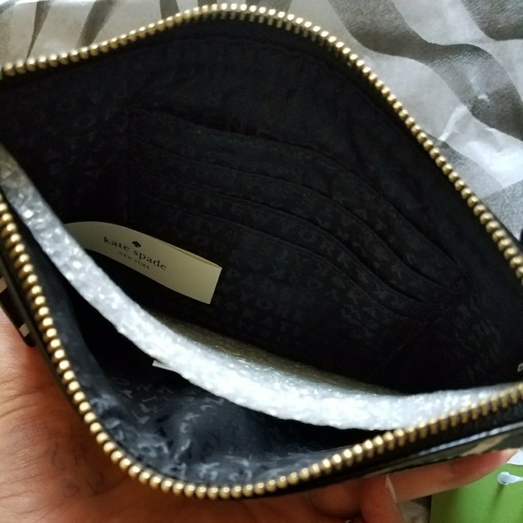 Kate Spade Wristlet Wallet - Picture 4 of 4