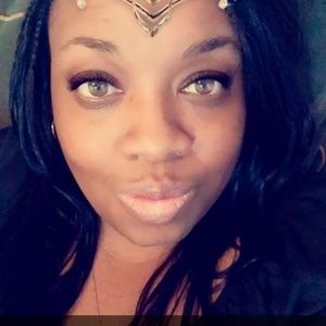 Meet your Posher, Keisha