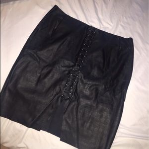 Faux Leather mid-tie Skirt