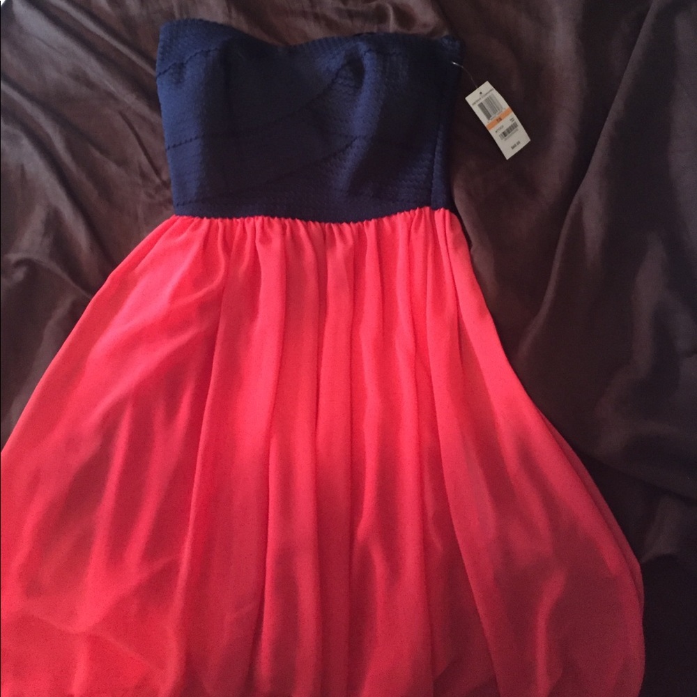 Strapless dress