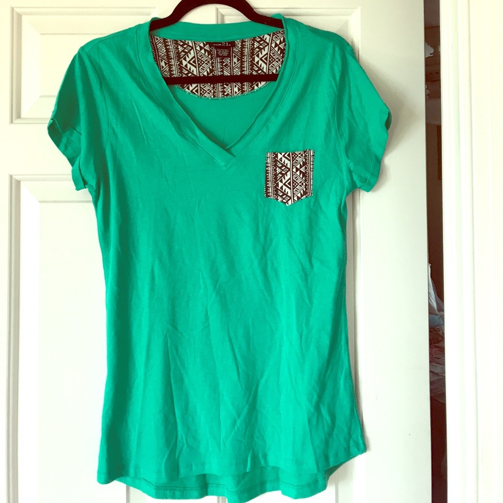 V-neck Shirt