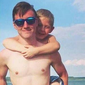 Meet your Posher, Aaron