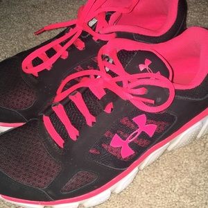 Under Armour Sneakers