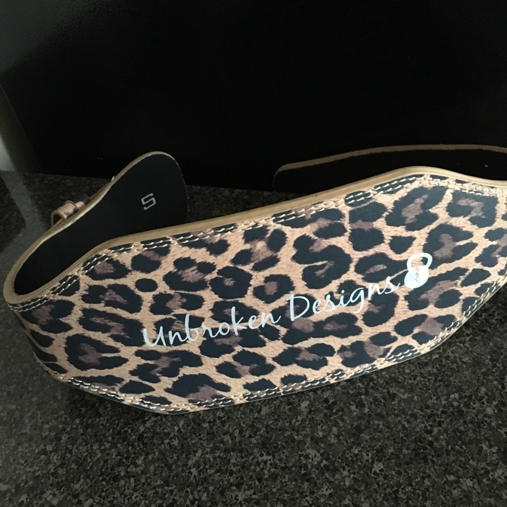 Unbroken Designs 6" Weightlifting belt