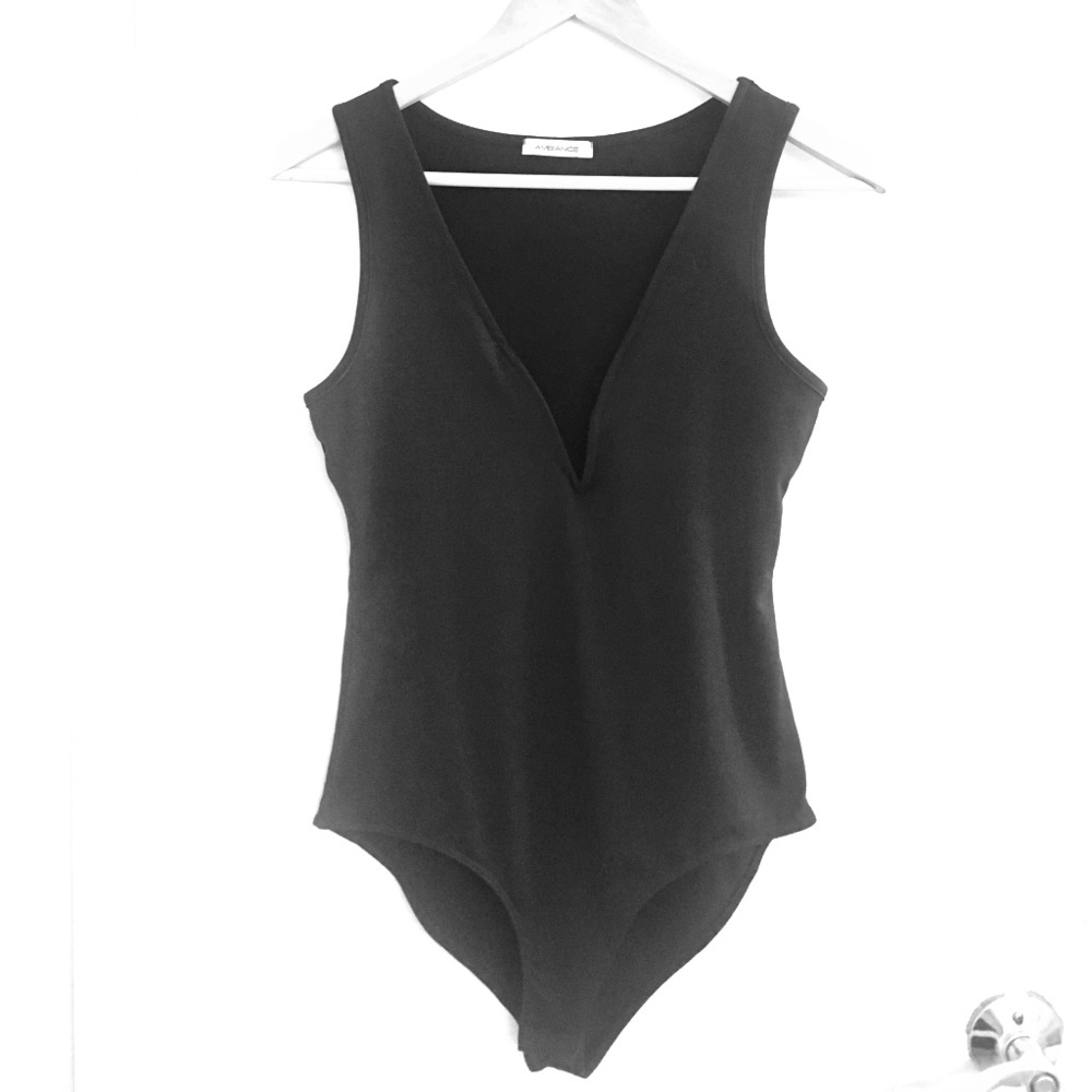 Suede low cut bodysuit🖤American Apparel