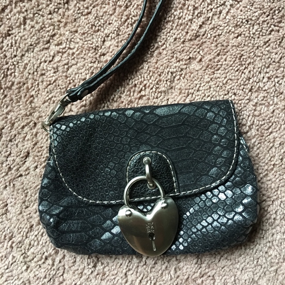 NY & Company wristlet