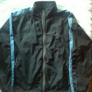 Nike windbreaker jacket size XL