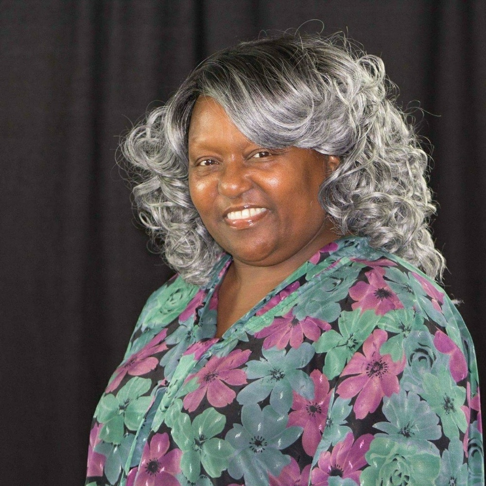 Meet your Posher, Kaye