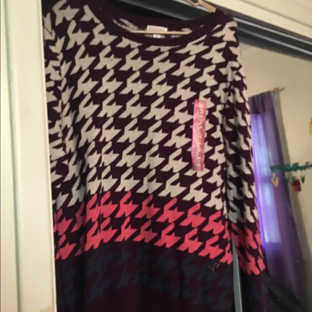 New never been worn sweater