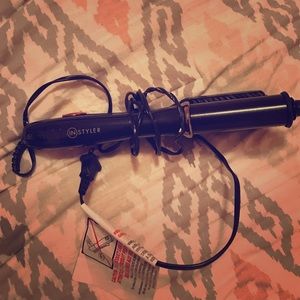 Instyler hair straightener!