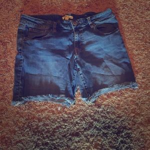 CAbi jean shorts. Size 8. EUC