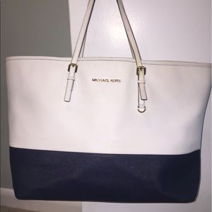 Michael Kors Jet Set Leather Tote Bag