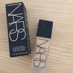 NARS All Day Luminous Weightless Foundation