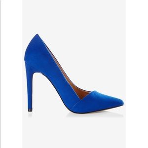 Cobalt asymmetrical pointy-toe pumps || EXPRESS